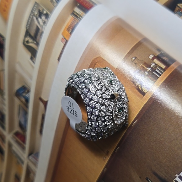 RING #182 - Picture 5 of 6